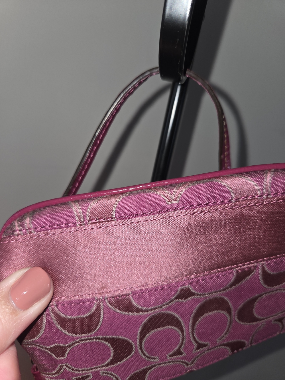 Coach Pink Signature Jacquard Wristlet - Picture 4 of 6